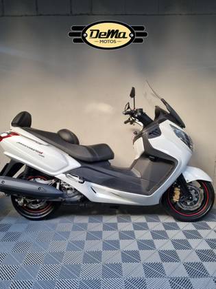 DAFRA MAXSYM 400i 